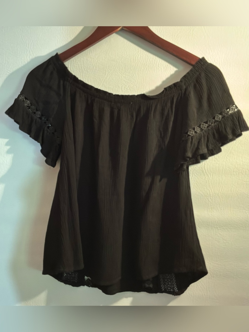 🌙✨ Ambiance Black Off-Shoulder Lace-Trim Peasant Top - Picture 6 of 11